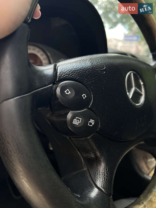 Седан Mercedes-Benz E-Class 2008 в Березному