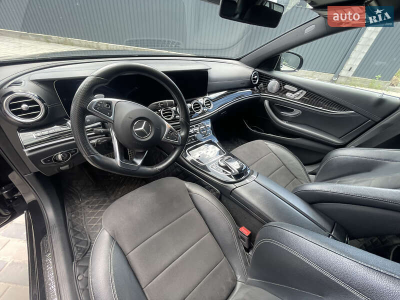 Седан Mercedes-Benz E-Class 2018 в Киеве