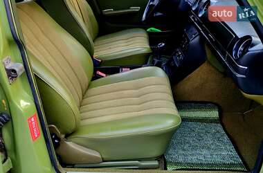 Седан Mercedes-Benz E-Class 1984 в 