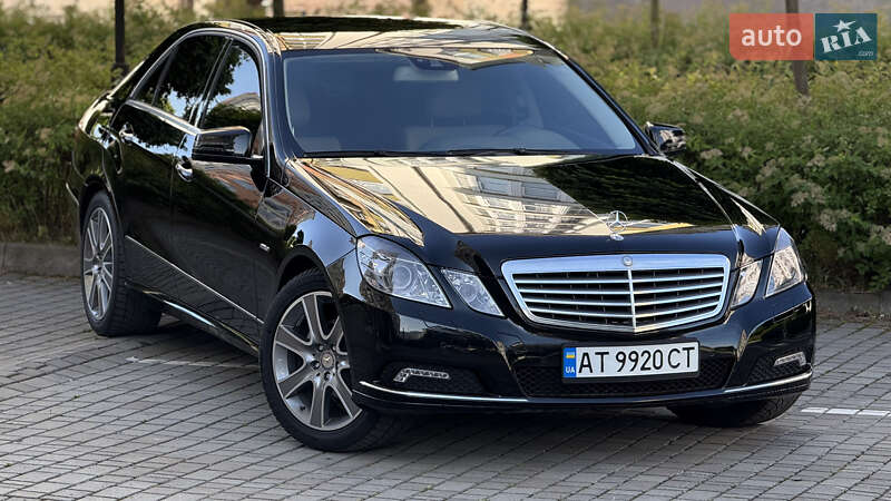 Седан Mercedes-Benz E-Class 2009 в Ивано-Франковске