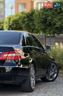 Седан Mercedes-Benz E-Class 2009 в 
