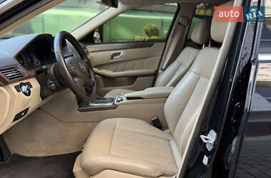 Седан Mercedes-Benz E-Class 2009 в 