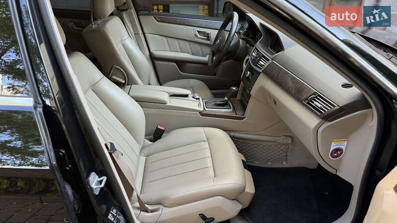 Седан Mercedes-Benz E-Class 2009 в Ивано-Франковске