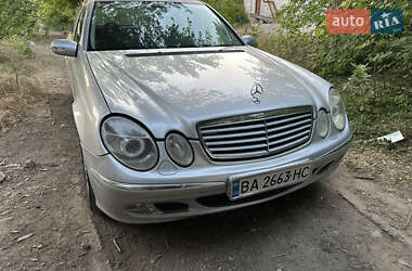 Седан Mercedes-Benz E-Class 2002 в Херсоне