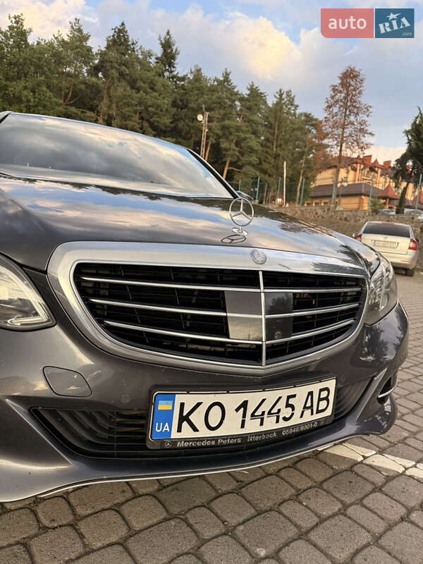 Седан Mercedes-Benz E-Class 2014 в Ужгороде