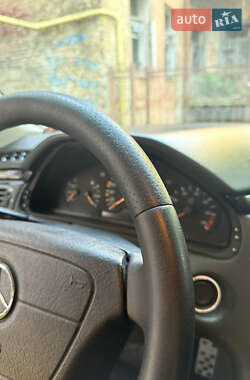 Седан Mercedes-Benz E-Class 1999 в 