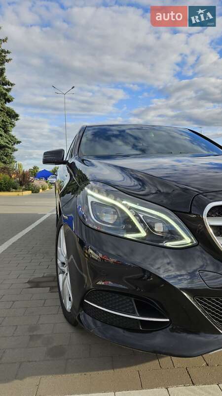 Седан Mercedes-Benz E-Class 2015 в Виннице