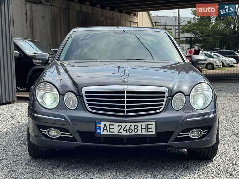 Седан Mercedes-Benz E-Class 2008 в Днепре