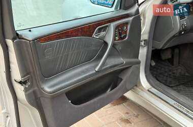 Универсал Mercedes-Benz E-Class 2000 в 