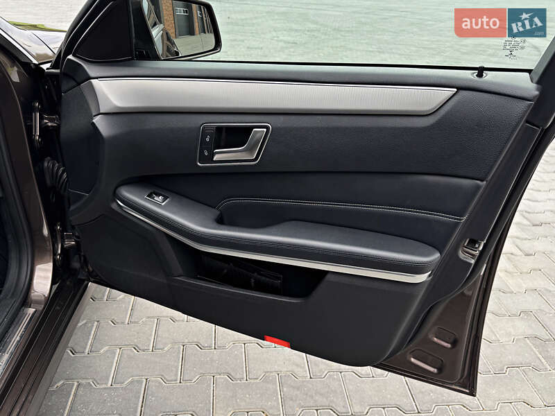 Универсал Mercedes-Benz E-Class 2015 в Черновцах