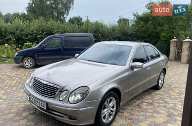 Седан Mercedes-Benz E-Class 2005 в Черновцах