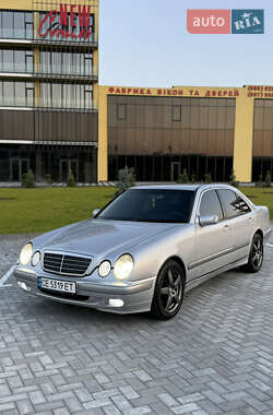 Седан Mercedes-Benz E-Class 2000 в 