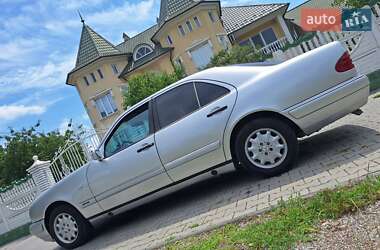 Седан Mercedes-Benz E-Class 1998 в Черновцах