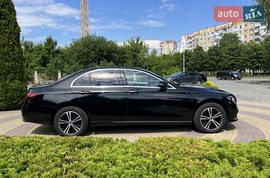 Седан Mercedes-Benz E-Class 2022 в 