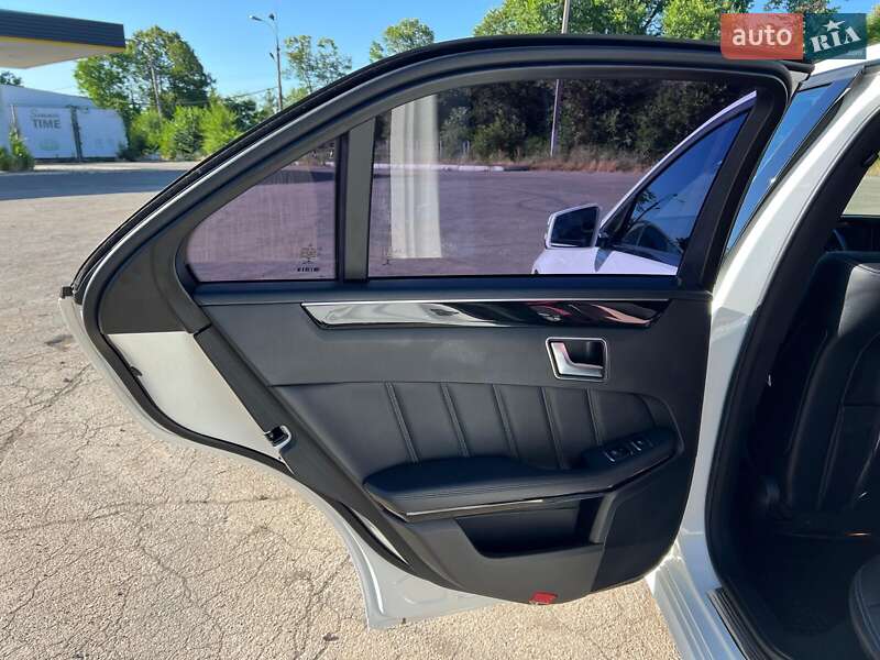 Седан Mercedes-Benz E-Class 2014 в Очакове