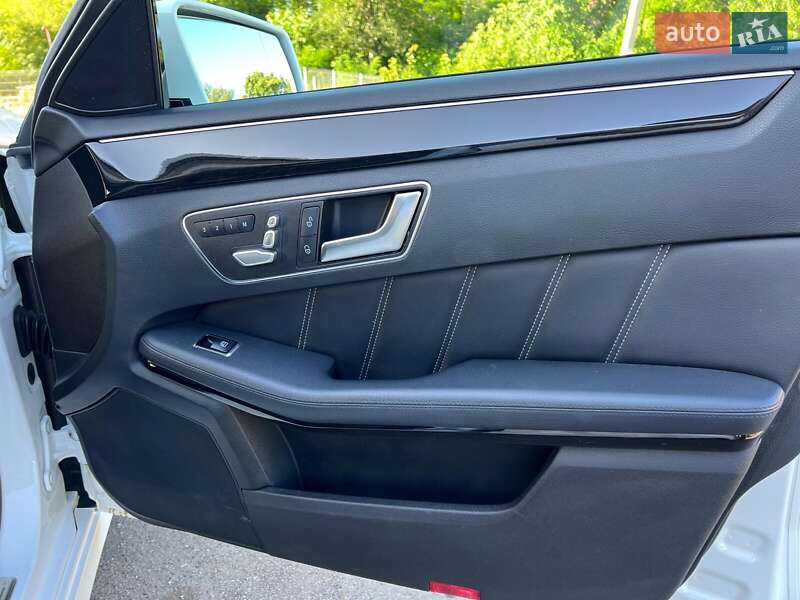 Седан Mercedes-Benz E-Class 2014 в Очакове