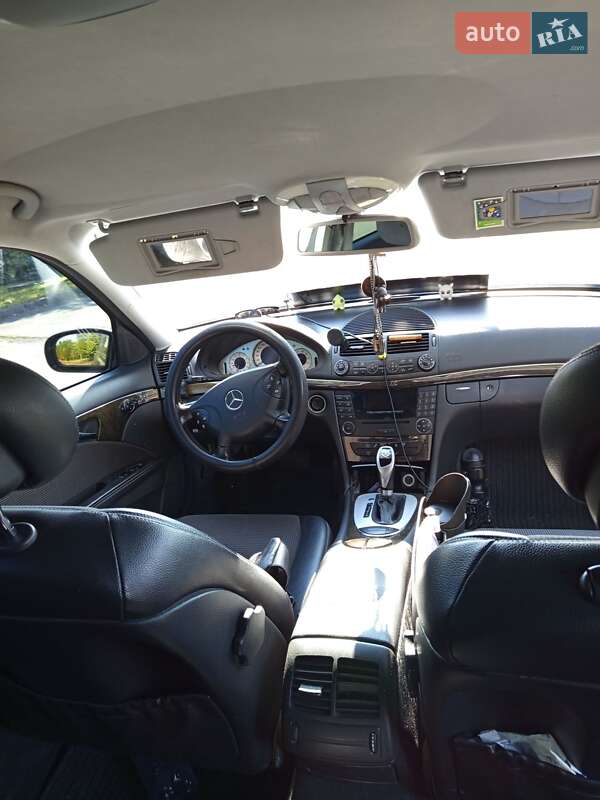 Универсал Mercedes-Benz E-Class 2003 в Чопе