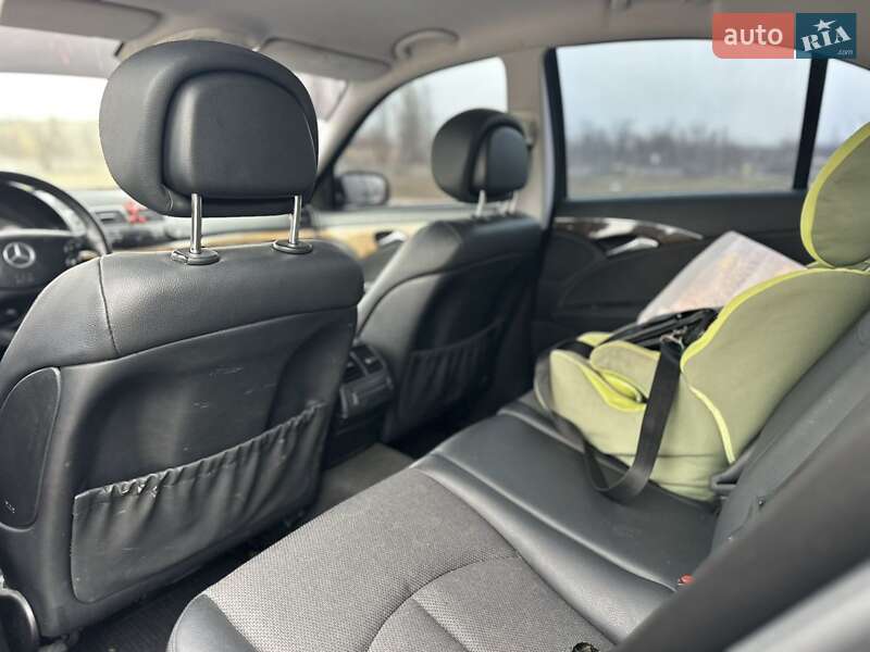 Седан Mercedes-Benz E-Class 2008 в Кривом Роге
