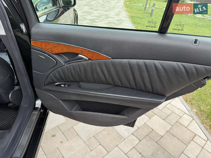 Седан Mercedes-Benz E-Class 2004 в Ивано-Франковске