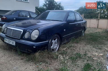 Седан Mercedes-Benz E-Class 1997 в Одесі
