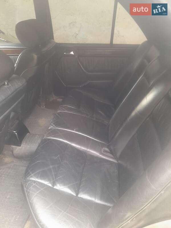 Седан Mercedes-Benz E-Class 1995 в Тернополе