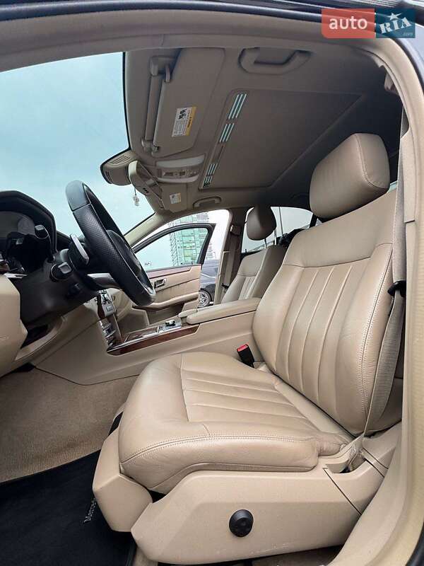 Седан Mercedes-Benz E-Class 2012 в Киеве фото 3 Седан Mercedes-Benz E-Class 2012 в Киеве