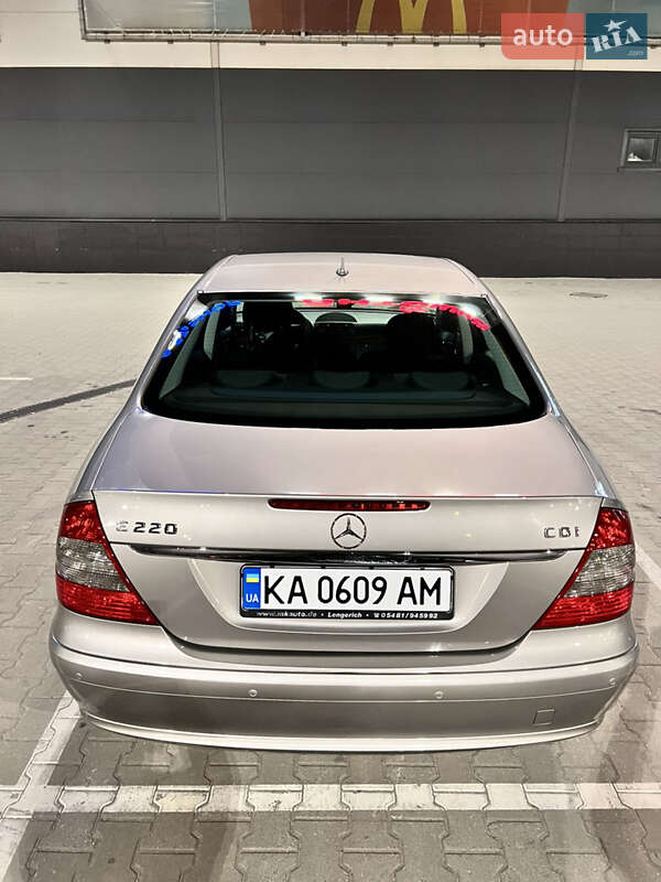Седан Mercedes-Benz E-Class 2006 в Киеве