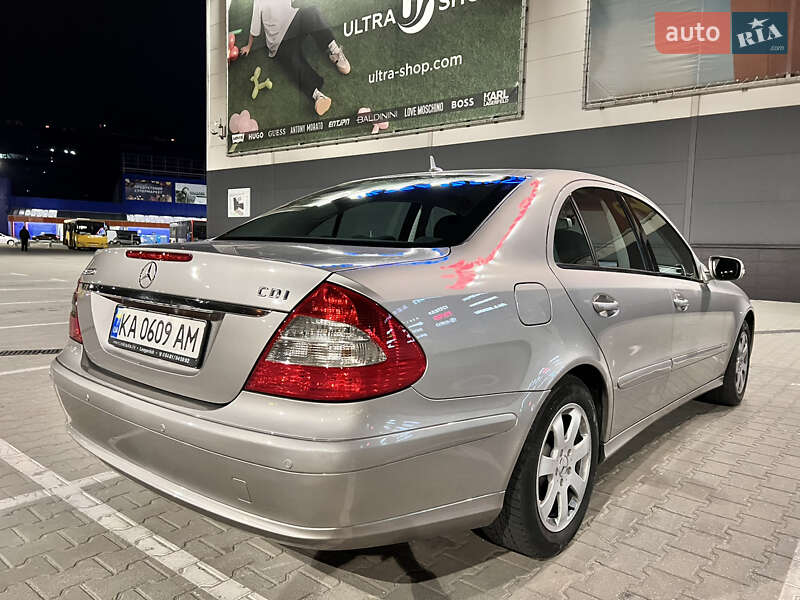 Седан Mercedes-Benz E-Class 2006 в Киеве