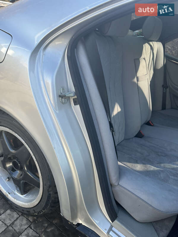 Седан Mercedes-Benz E-Class 1996 в Полтаве
