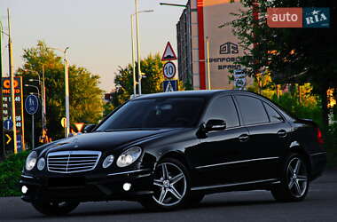 Седан Mercedes-Benz E-Class 2004 в Днепре