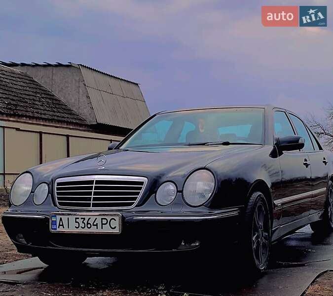 Mercedes-Benz E-Class 2001