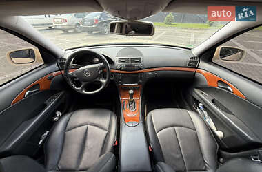 Седан Mercedes-Benz E-Class 2008 в 