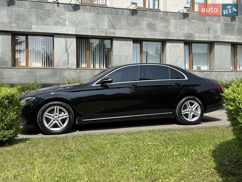 Седан Mercedes-Benz E-Class 2017 в Тернополе фото 4 Седан Mercedes-Benz E-Class 2017 в Тернополе
