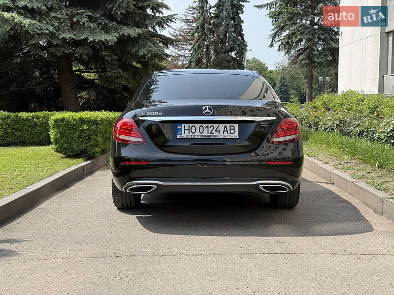 Седан Mercedes-Benz E-Class 2017 в Тернополе фото 8 Седан Mercedes-Benz E-Class 2017 в Тернополе