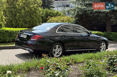 Седан Mercedes-Benz E-Class 2017 в  фото 9 Седан Mercedes-Benz E-Class 2017 в