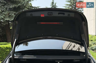 Седан Mercedes-Benz E-Class 2017 в  фото 66 Седан Mercedes-Benz E-Class 2017 в