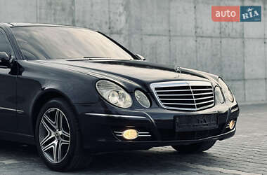 Седан Mercedes-Benz E-Class 2003 в 
