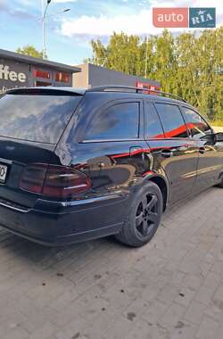 Универсал Mercedes-Benz E-Class 2004 в 