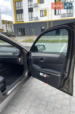 Седан Mercedes-Benz E-Class 2012 в 