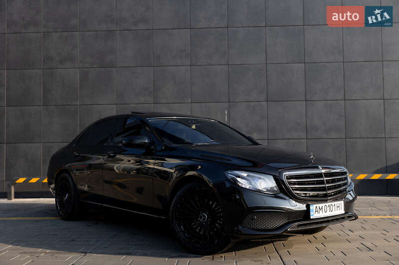 Седан Mercedes-Benz E-Class 2018 в Житомирі