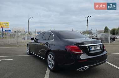 Седан Mercedes-Benz E-Class 2017 в 