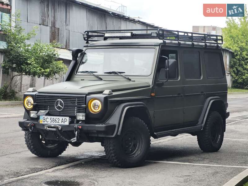 Внедорожник / Кроссовер Mercedes-Benz E-Class 1988 в Львове