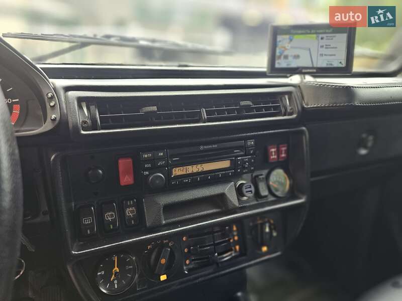 Внедорожник / Кроссовер Mercedes-Benz E-Class 1988 в Львове
