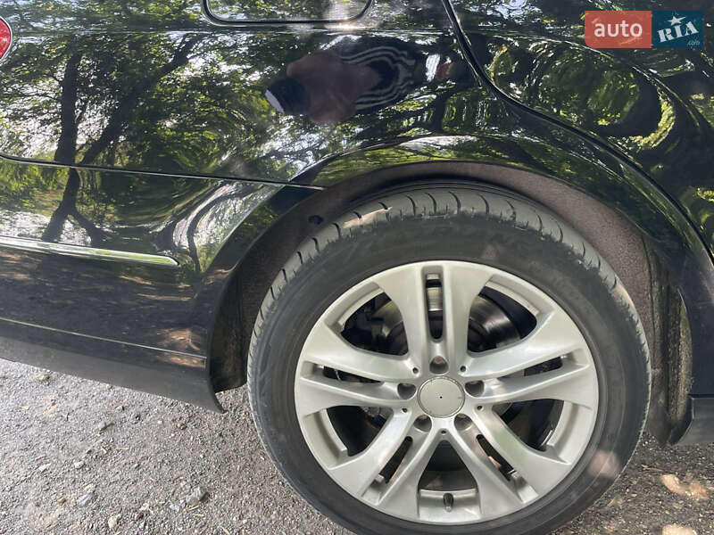 Седан Mercedes-Benz E-Class 2010 в Хмельницком