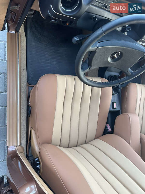 Седан Mercedes-Benz E-Class 1980 в Тернополе