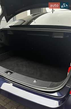 Купе Mercedes-Benz E-Class 2010 в 