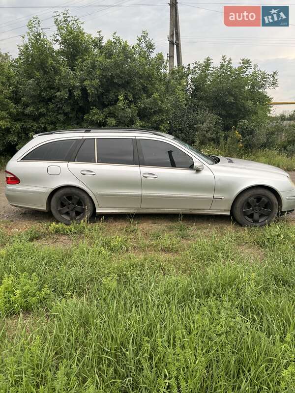 Универсал Mercedes-Benz E-Class 2004 в Славянске