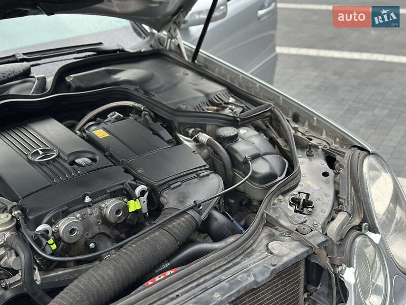 Седан Mercedes-Benz E-Class 2005 в Ровно