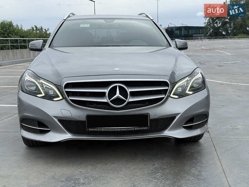 Универсал Mercedes-Benz E-Class 2013 в Киеве