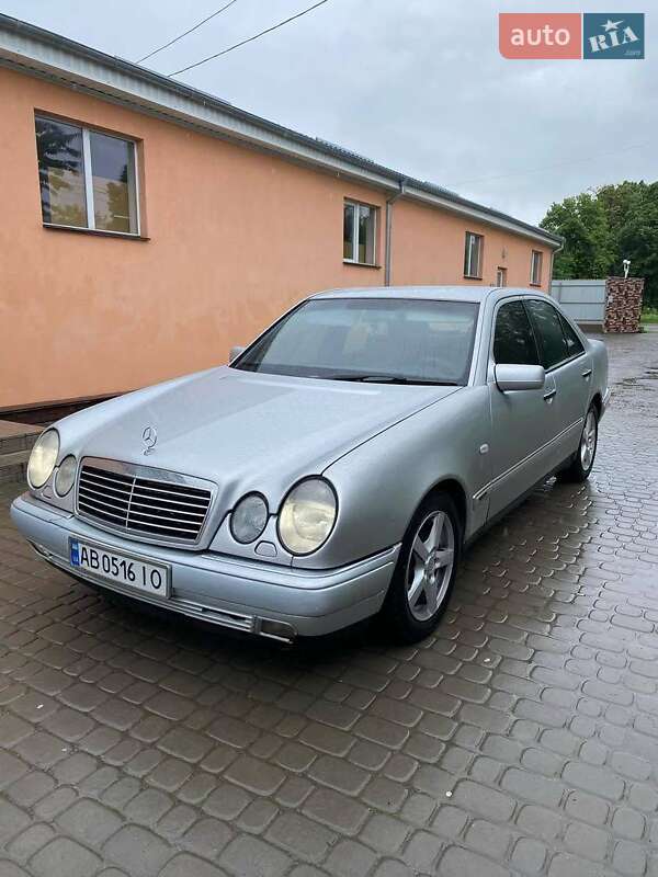 Седан Mercedes-Benz E-Class 1997 в Жмеринке